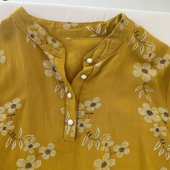 Low high Floral Women Top Blouse Size SX Mustard color - Picture 2 of 8